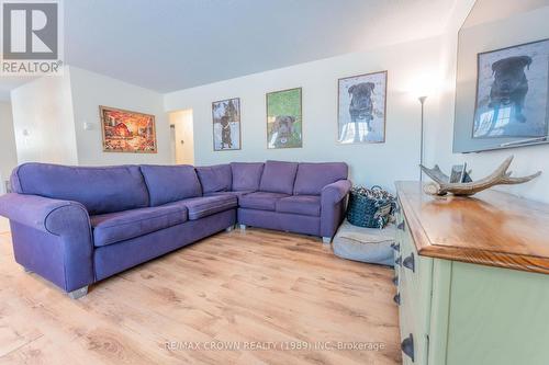17 Champlain Crescent, Kapuskasing, ON - Indoor Photo Showing Living Room