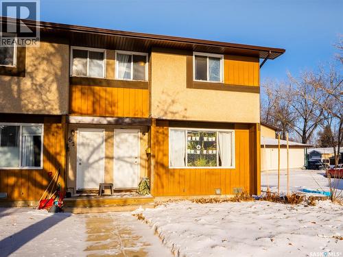 58 Mackenzie Mews, Regina, SK - Outdoor