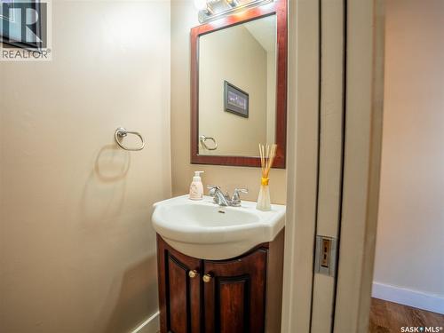 58 Mackenzie Mews, Regina, SK - Indoor Photo Showing Bathroom