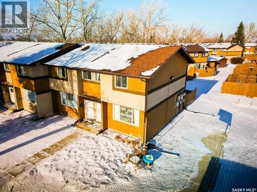 58 Mackenzie Mews, Regina, SK - Outdoor