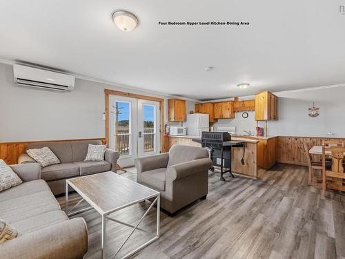 42 Beecher'S Lane, East Ferry, NS 