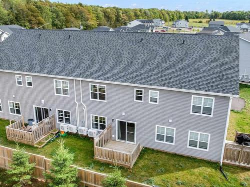 89 Harold Court, Cornwall, PE 