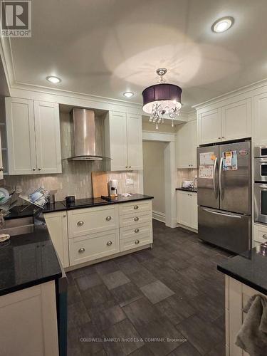 596 Queen Elizabeth Drive, Ottawa, ON - Indoor Photo Showing Kitchen
