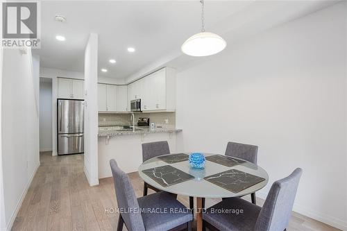 130 - 30 Times Square Boulevard, Hamilton, ON - Indoor Photo Showing Dining Room