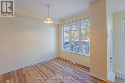 184 Deercroft Avenue, Ottawa, ON - Indoor Photo Showing Other Room