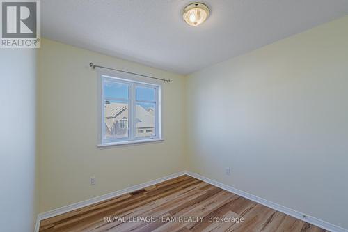 184 Deercroft Avenue, Ottawa, ON - Indoor Photo Showing Other Room