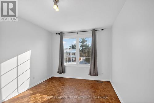 2628 Baseline Road, Ottawa, ON - Indoor Photo Showing Other Room