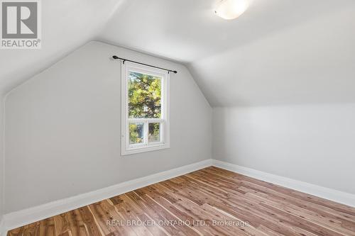 26 Bayfield Avenue, Hamilton, ON - Indoor Photo Showing Other Room