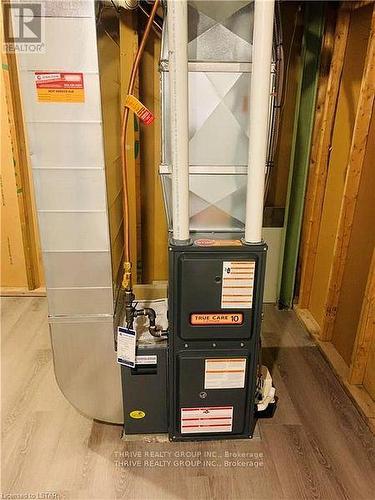 8 Homestead Crescent, London North (North F), ON - Indoor Photo Showing Basement