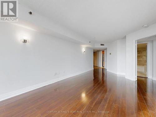 1900 - 38 Elm Street, Toronto, ON - Indoor Photo Showing Other Room