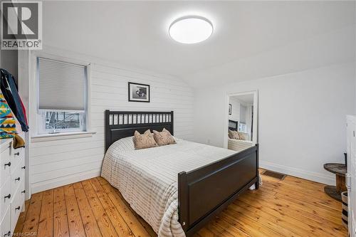 20 Bergey Street, Cambridge, ON - Indoor Photo Showing Bedroom