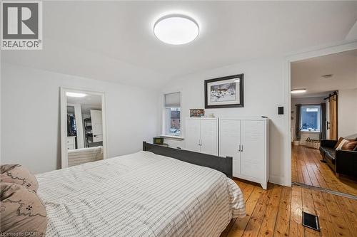 20 Bergey Street, Cambridge, ON - Indoor Photo Showing Bedroom