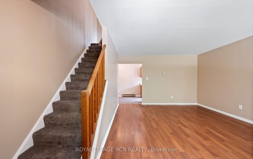 12-4 Cedar Drive, Orangeville, ON - Indoor Photo Showing Other Room