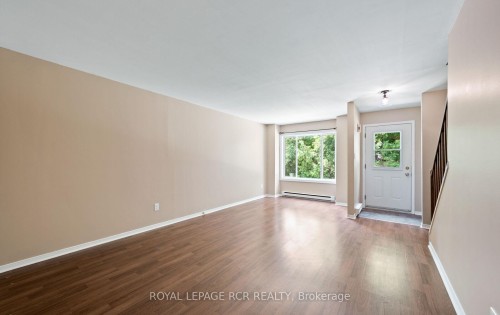 12-4 Cedar Drive, Orangeville, ON - Indoor Photo Showing Other Room