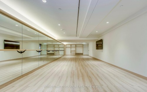 920-1050 Eastern Avenue, Toronto, ON - Indoor Photo Showing Other Room