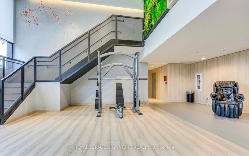 920-1050 Eastern Avenue, Toronto, ON - Indoor Photo Showing Other Room