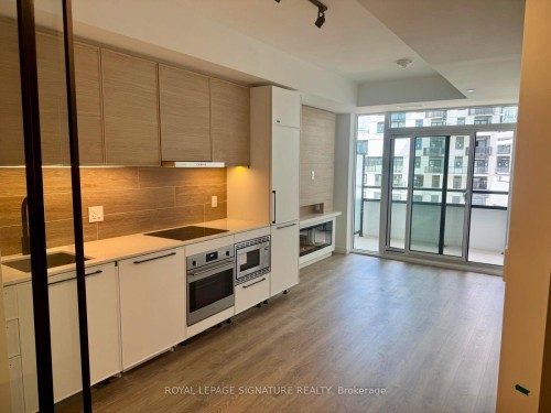 920-1050 Eastern Avenue, Toronto, ON - Indoor Photo Showing Other Room