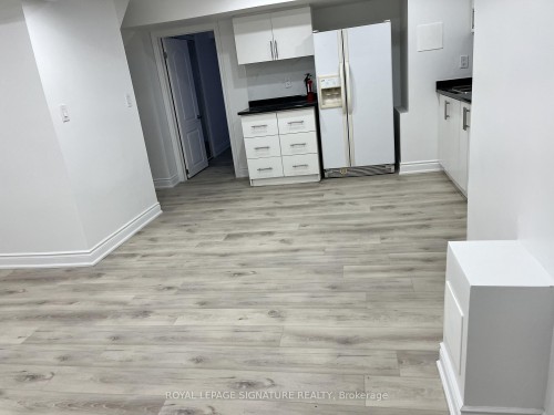 Lower-5174 Sundial Court, Mississauga, ON - Indoor