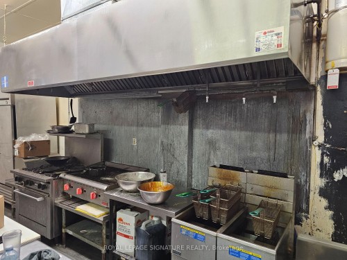 1115 Fennell Avenue E, Hamilton, ON 