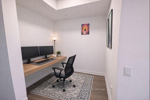 414-165 Canon Jackson Drive, Toronto, ON - Indoor Photo Showing Office