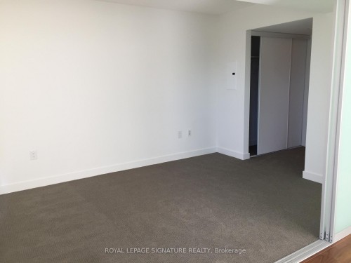 308-75 Queens Wharf Road, Toronto, ON - Indoor Photo Showing Other Room