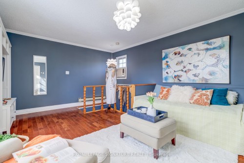 229 Glengrove Avenue W, Toronto, ON - Indoor