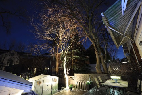 229 Glengrove Avenue W, Toronto, ON - Outdoor