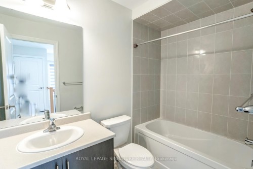 20 Lavinia Road, Brampton, ON - Indoor Photo Showing Bathroom