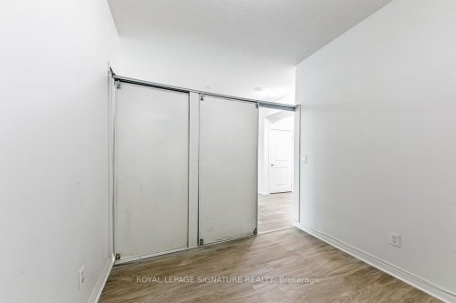 602-2885 Bayview Avenue, Toronto, ON - Indoor Photo Showing Other Room