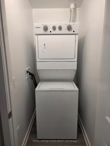 116-5055 Greenlane Road, Lincoln, ON - Indoor Photo Showing Laundry Room