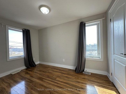 Upper-899 Lakeshore Road E, Mississauga, ON - Indoor Photo Showing Other Room