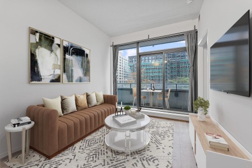 411-159 Dundas Street E, Toronto, ON - Indoor