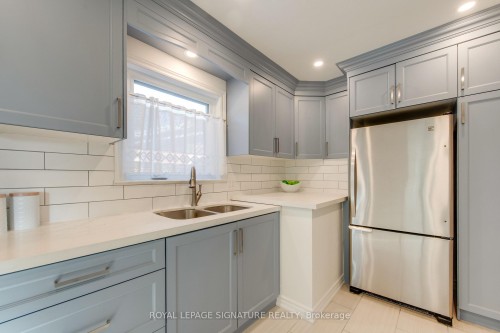 9 Ivorwood Crescent, Toronto, ON - Indoor Photo Showing Kitchen With Double Sink