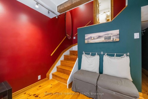 27-325 Jarvis Street, Toronto, ON - Indoor Photo Showing Other Room