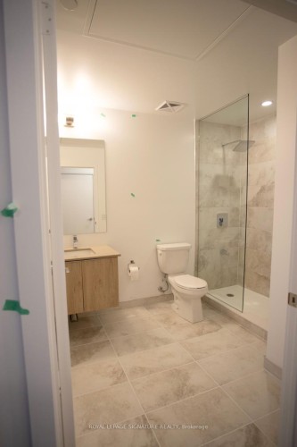 519-120 Parliament Street, Toronto, ON - Indoor Photo Showing Bathroom