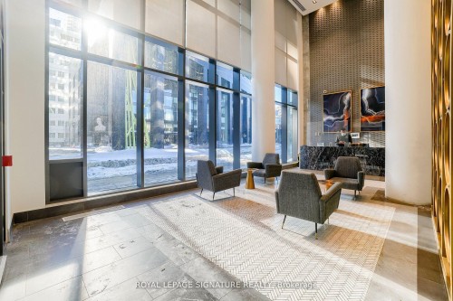 907-330 Richmond Street W, Toronto, ON - Indoor Photo Showing Other Room