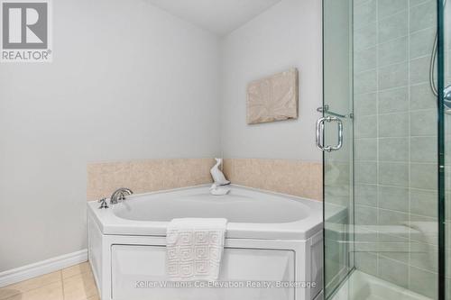 1601 - 6 Toronto St Street, Barrie (City Centre), ON 