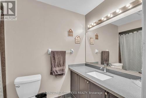 17 Chestermere Crescent, Brampton, ON - Indoor Photo Showing Bathroom