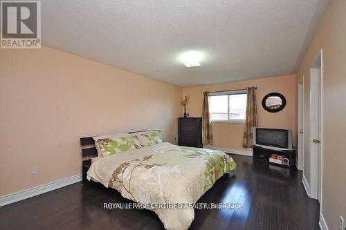 426 Orange Walk Crescent, Mississauga, ON - Indoor Photo Showing Bedroom