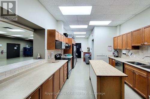 115 Turnberry Trail, Welland (Hwy 406/Welland), ON - Indoor Photo Showing Kitchen