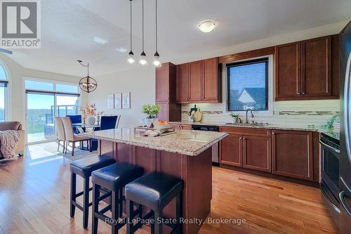 115 Turnberry Trail, Welland (Hwy 406/Welland), ON - Indoor Photo Showing Kitchen