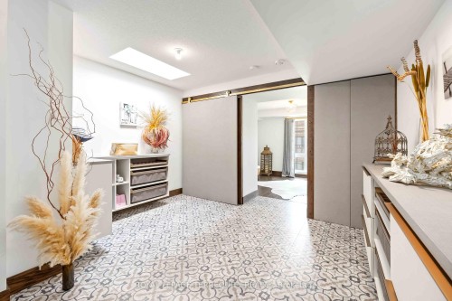 30-3 Elsie Lane, Toronto, ON - Indoor Photo Showing Other Room