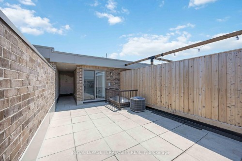 30-3 Elsie Lane, Toronto, ON - Outdoor With Exterior