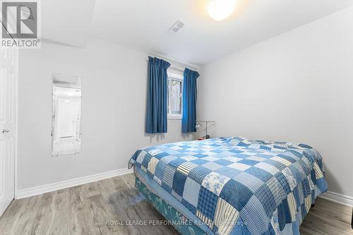 530 Rowanwood Avenue, Ottawa, ON - Indoor Photo Showing Bedroom