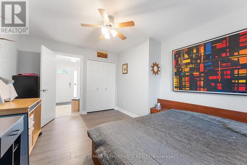 530 Rowanwood Avenue, Ottawa, ON - Indoor Photo Showing Bedroom