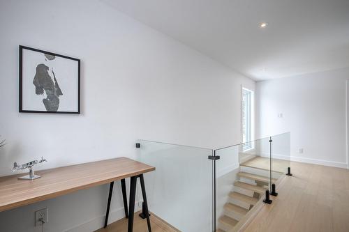 Mezzanine - 1300 Rue Montarville, Saint-Bruno-De-Montarville, QC - Indoor Photo Showing Other Room