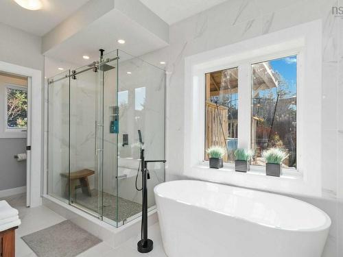 462 Bald Rock Road, Sambro, NS - Indoor Photo Showing Bathroom