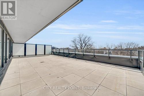 503 - 664 Spadina Avenue, Toronto, ON - Outdoor With Exterior