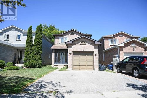 8 Samantha Circle, Richmond Hill, ON - Outdoor With Facade