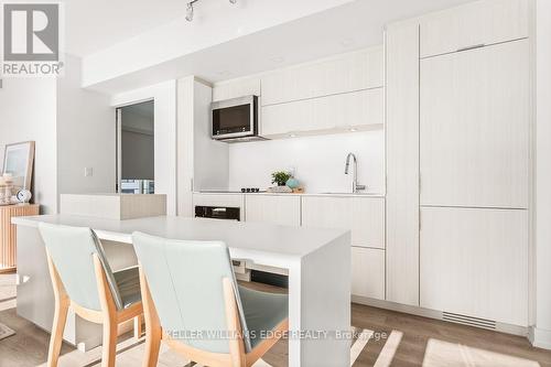 1207 - 370 Martha Street, Burlington, ON - Indoor Photo Showing Dining Room
